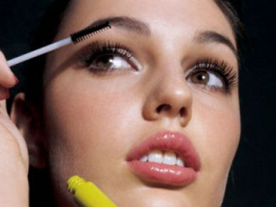 Τι να προσέξετε με τη μάσκαρα